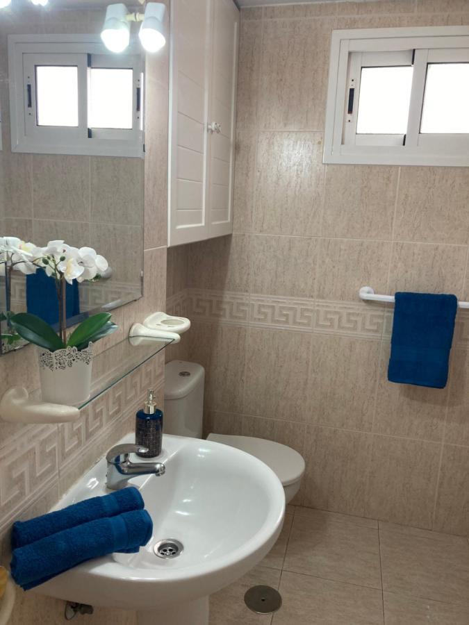 Preciosas Habitaciones En La Casa De May Arona  Extérieur photo